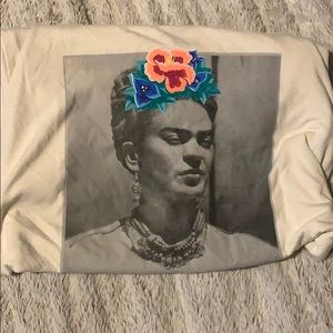 Frida Kahlo shirt size large